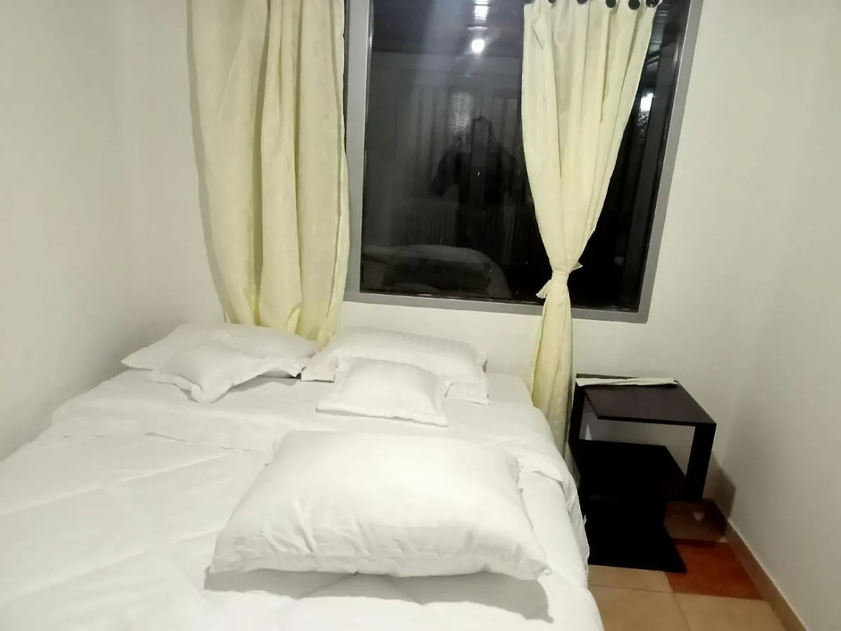 Casa Familiar Almagor Otel Bogotá