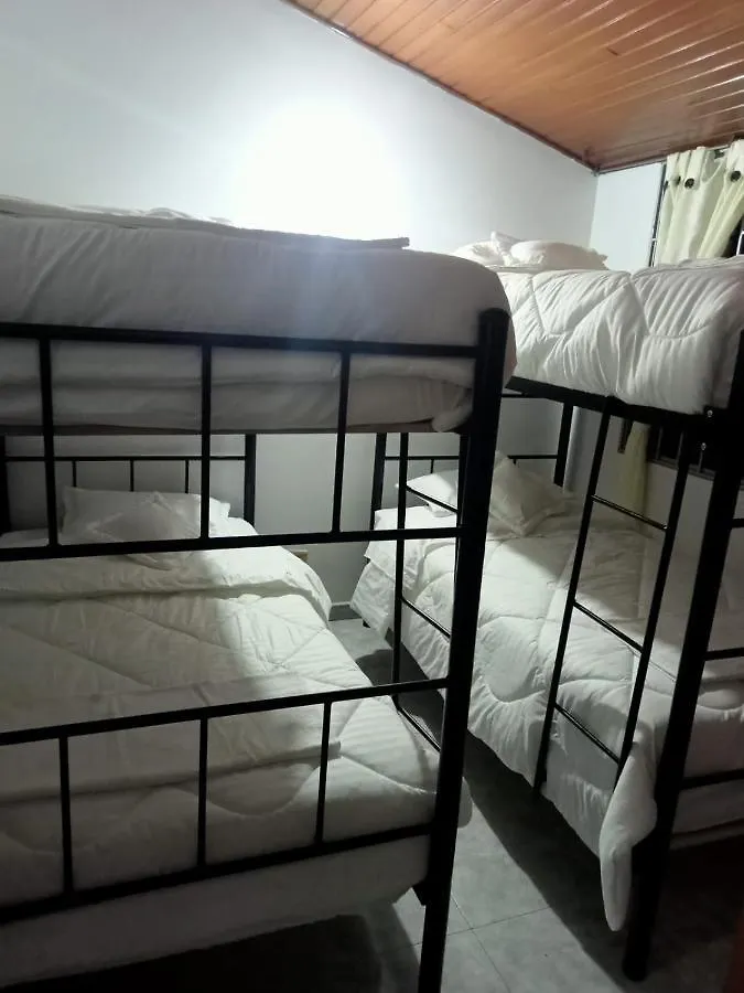 Casa Familiar Almagor Otel Bogotá Konukevi