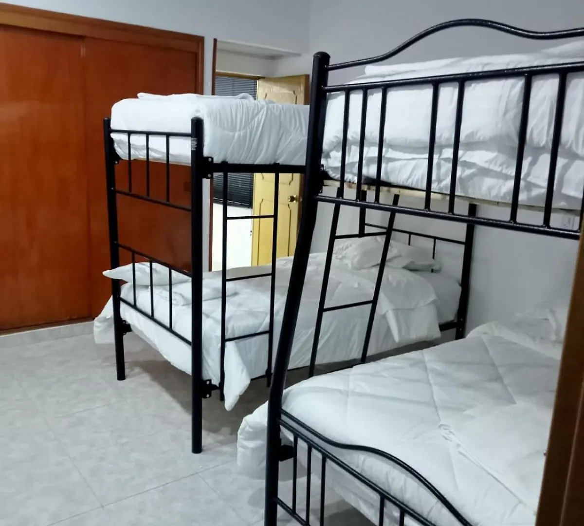 Casa Familiar Almagor Otel Bogotá 0*,